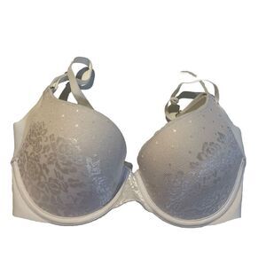 Maidenform T-Shirt Bra 34C White Underwire Padded Nylon/Spandex